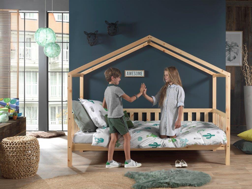 monoidėja-medinė-lova-namelis